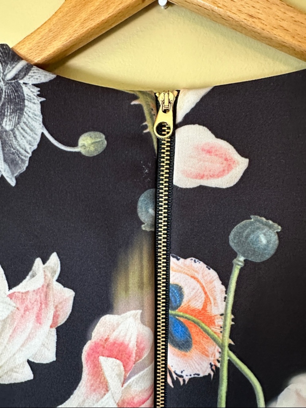 Ted Baker Candiss Opulent Bloom Print Bodycon Midi Dress size 1 - Picture 10 of 11